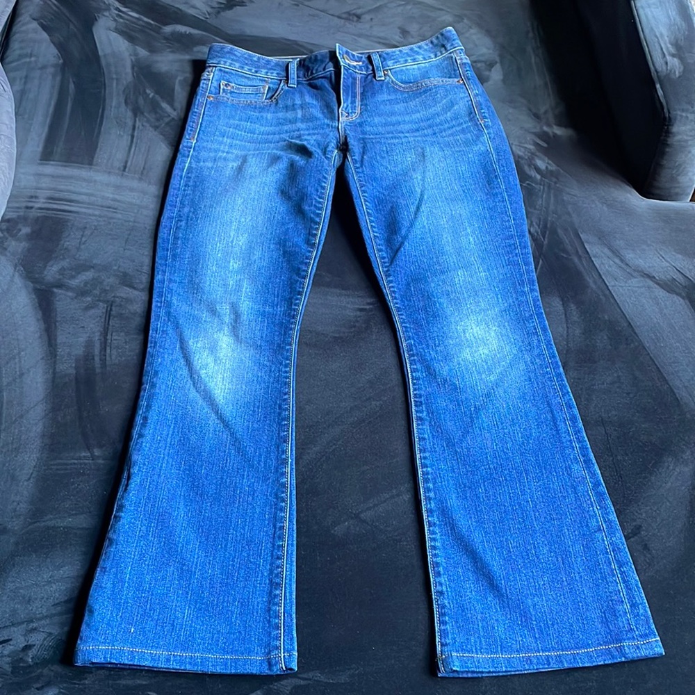 Gap women’s boot cut low rise jeans size 26